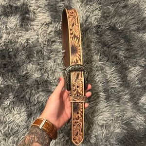 Ariat sunflower leather belt